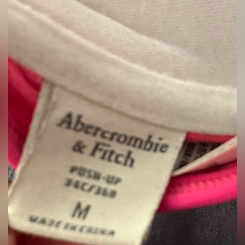 Abercrombie & Fitch pink eyelet floral bikini - Picture 4 of 4